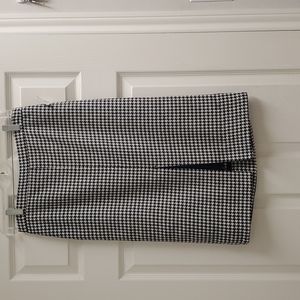 NEW Houndstooth Pencil Skirt